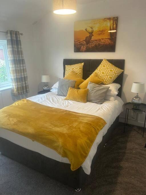 Holiday home 2-bedrooms - Hot Tub - Free Parking - Tv In Every